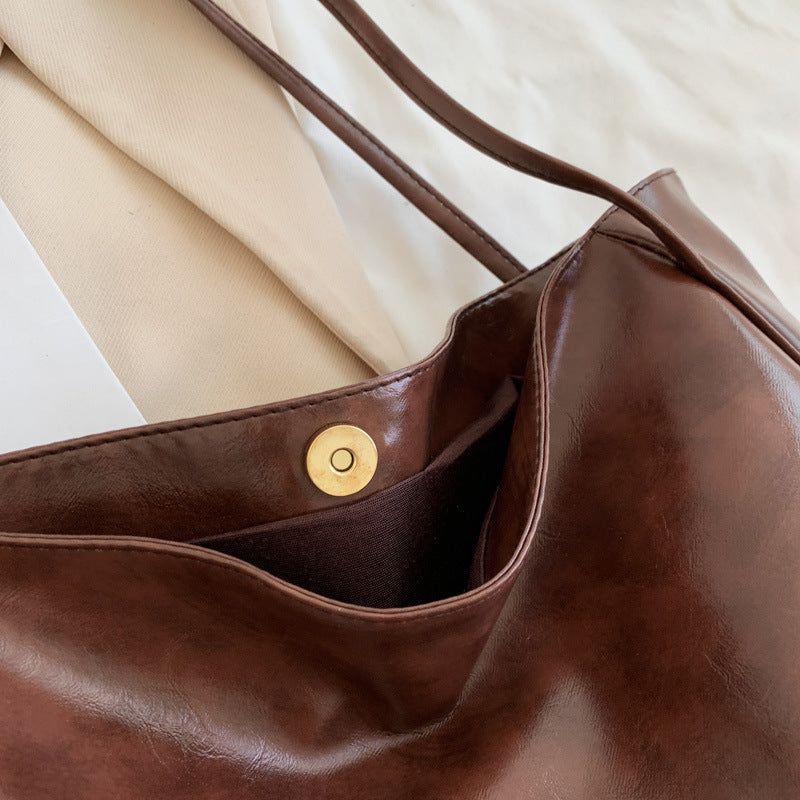 Women Fashionable Soft Leather Shoulder Handbag