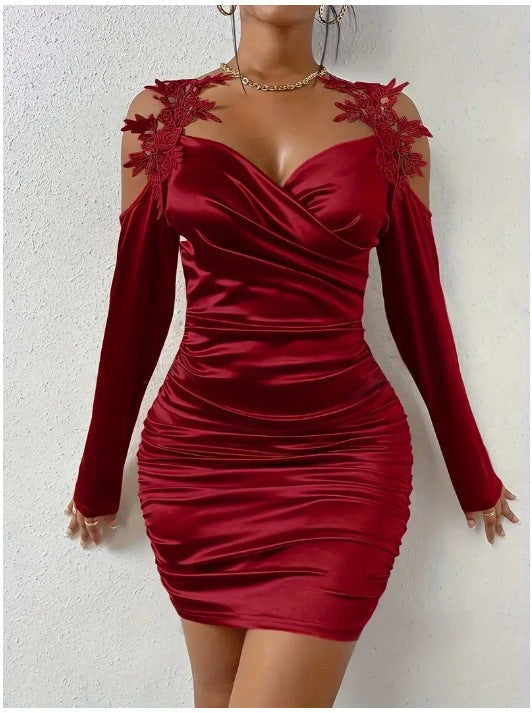 Elegant Satin Lace Bodycon Dress With Pleated Skirt