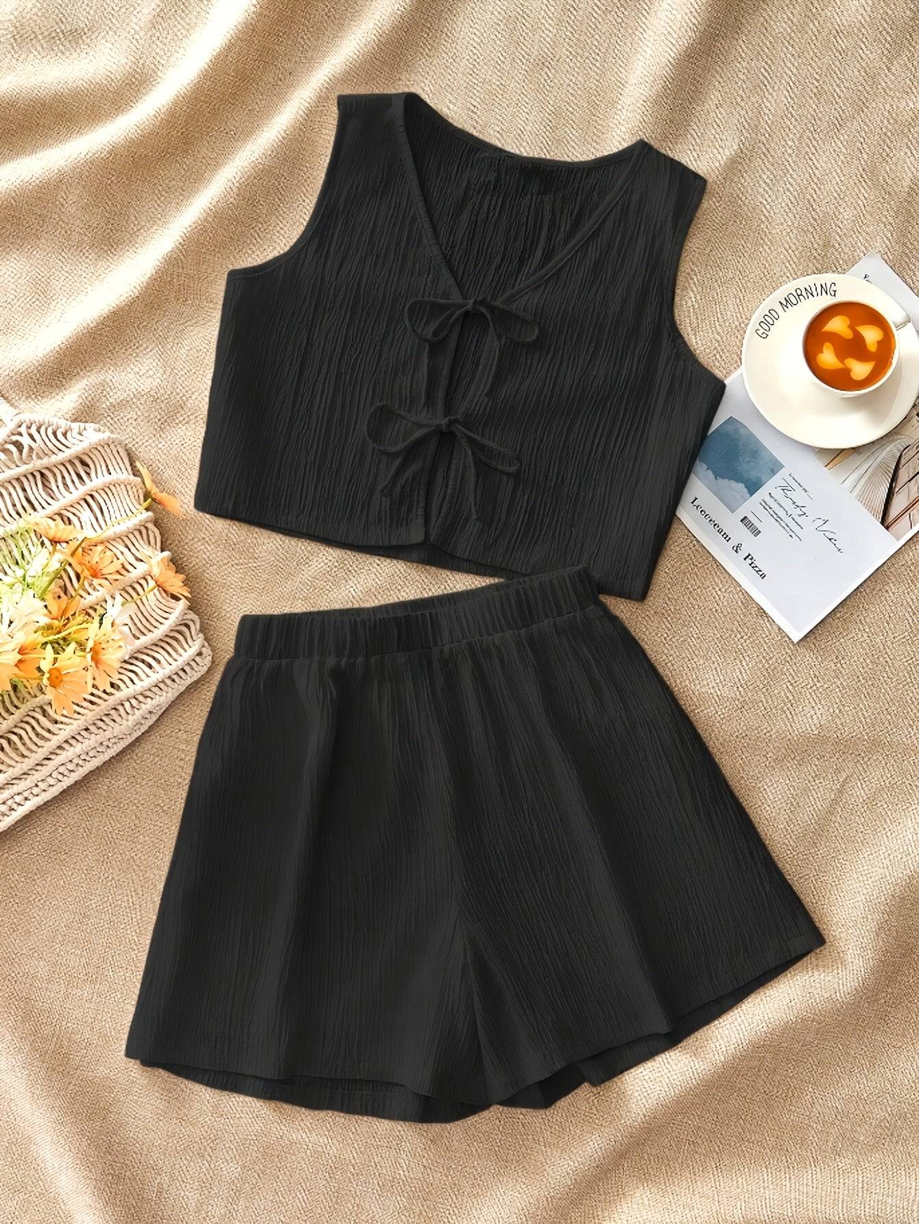 Women’s Casual Two-Piece Set with V-Neck Sleeveless Top & Shorts, Breathable Solid Color Outfit for Elegant Spring & Summer Style
