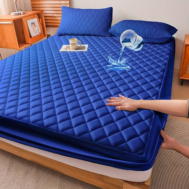 Waterproof Quilted Mattress Cover – Soft Dustproof Bedding Protector for Home, Guest Room & Hotel