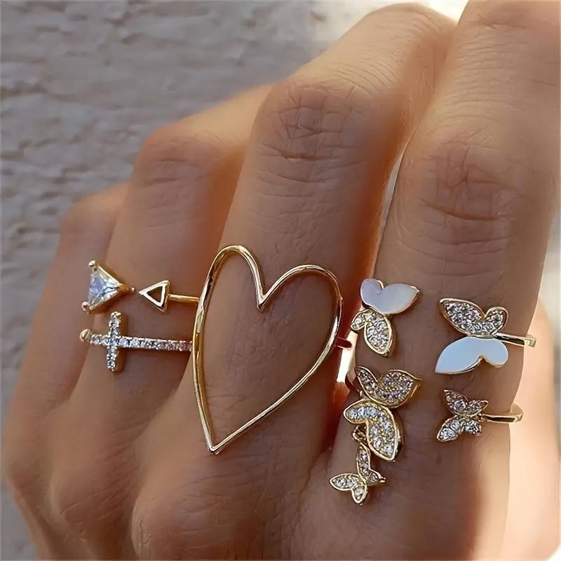 5-Piece Golden Retro Ring Set Minimalist Butterfly & Heart Design with Rhinestones for Daily & Special Occasions