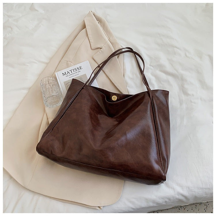 Women Fashionable Soft Leather Shoulder Handbag