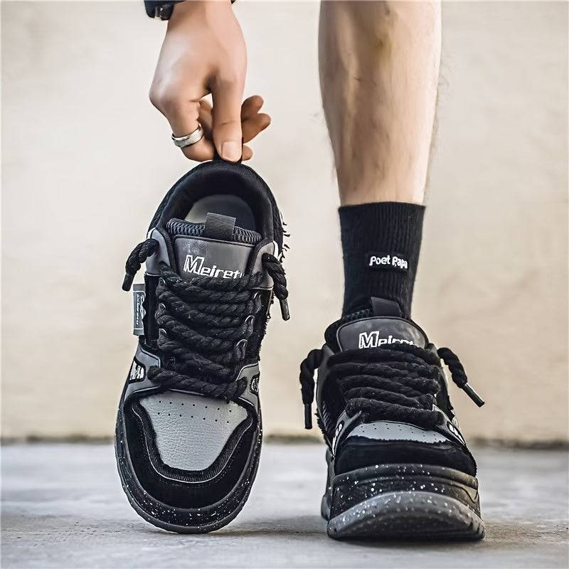 Unisex Retro Skateboard Sneakers Black & Gray Low-Top Lace-Up with Cushioned Rubber Sole, Breathable Mesh & PU Upper for Casual & All-Season Wear