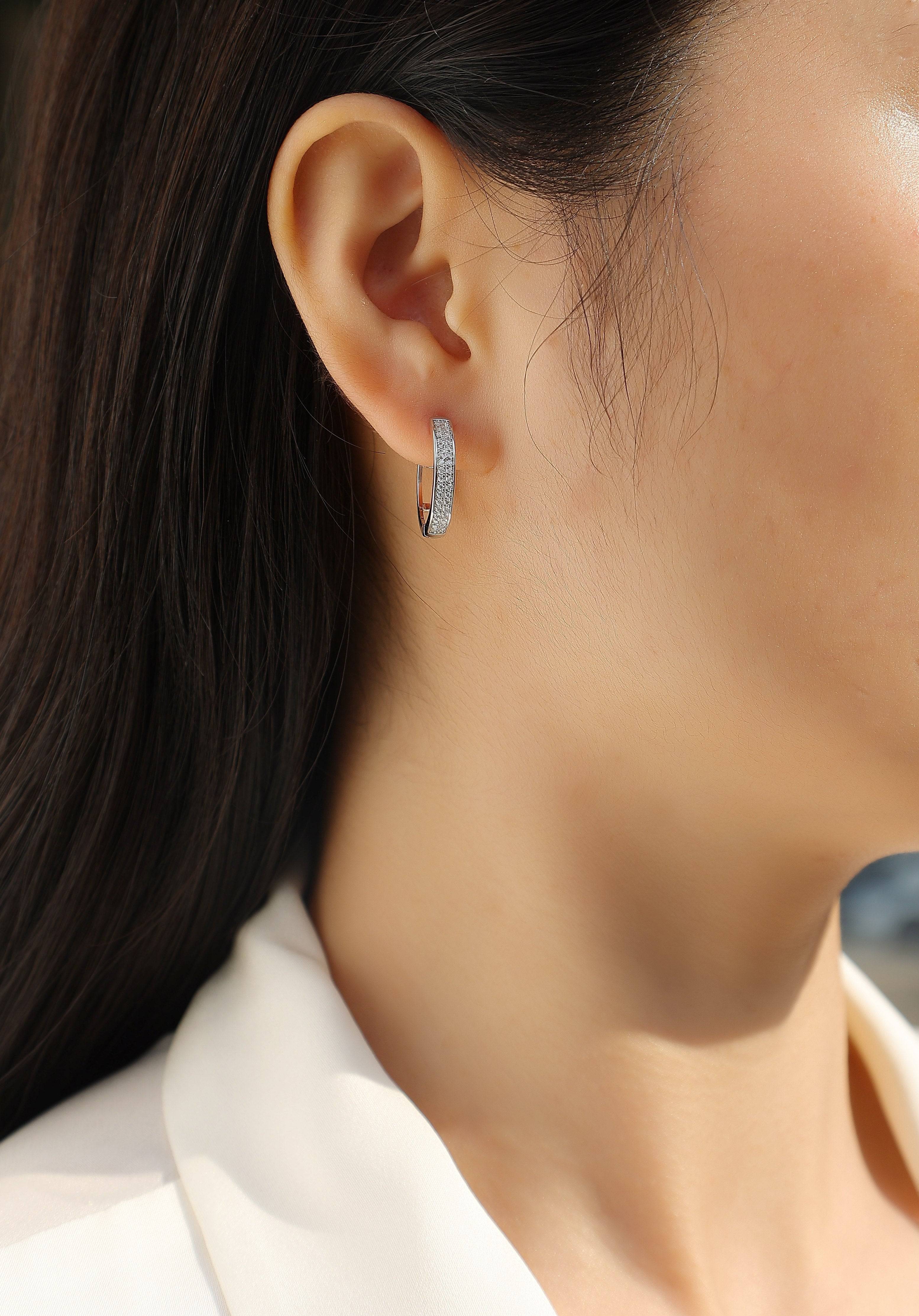 Sterling Silver Moissanite Stud Earrings Design