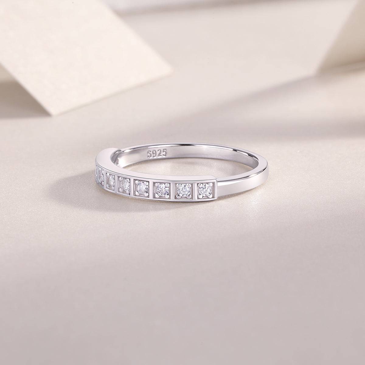 S925 Silver Moissanite Ring Luxury Elegant Design