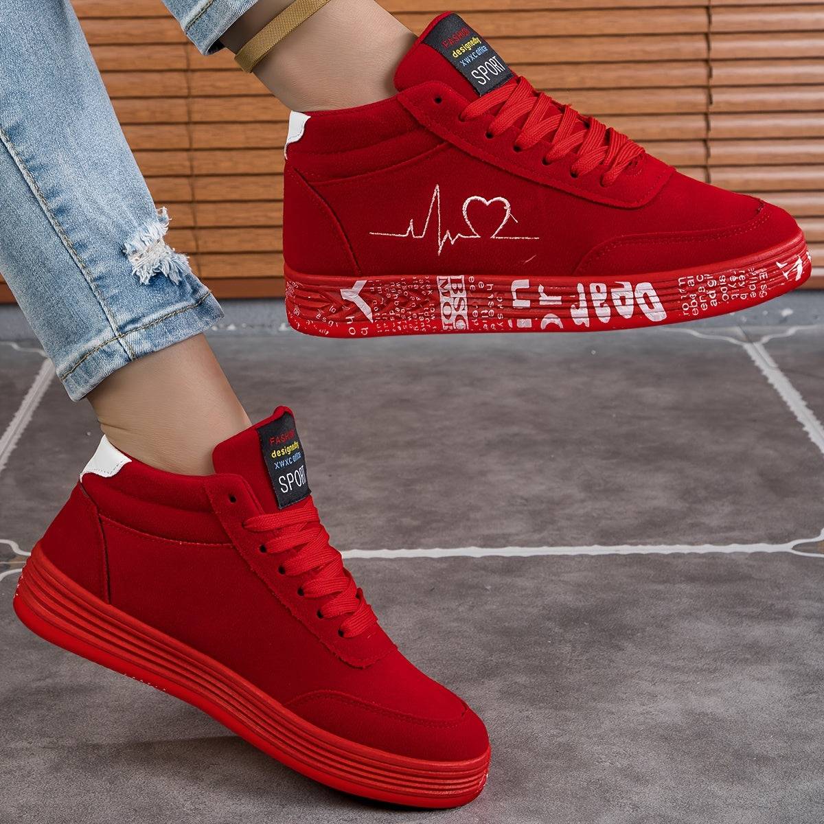 Unisex heart-design sneakers, breathable mid-top casual shoes for skating, daily wear, and outdoor sports