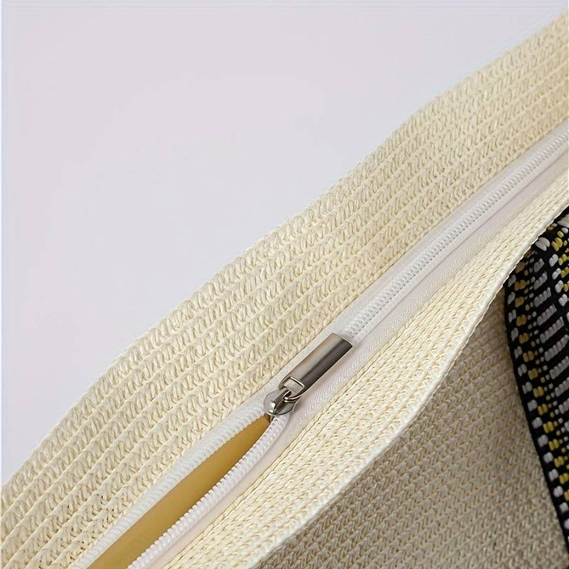 Close-up of zipper detail on cream beach bag from the 2pcs Summer Travel Set, highlighting secure closure for travel use.