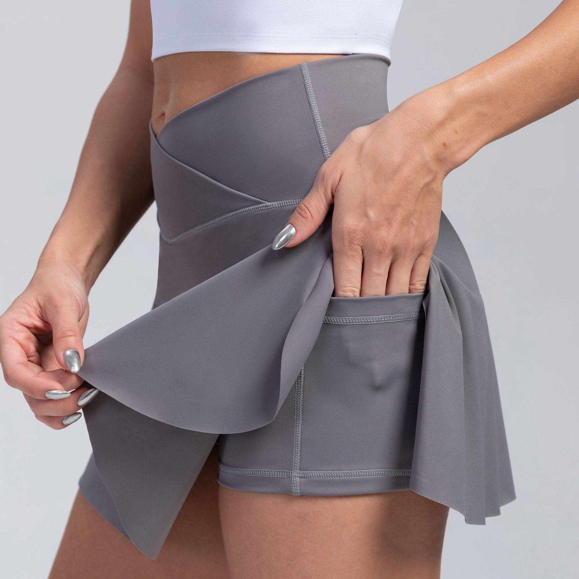 Women’s Moisture Absorbing Solid Gym Shorts