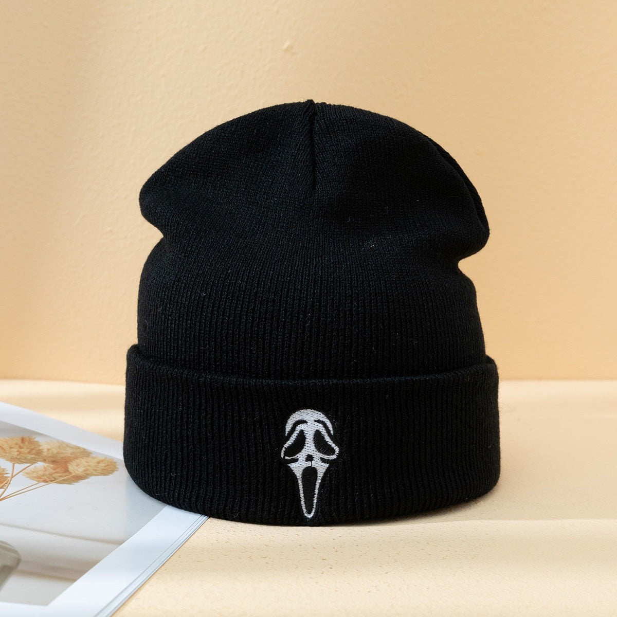 Unisex Knitted Skull Hat Ghost Face Embroidered Acrylic Beanie Autumn Winter Street Style
