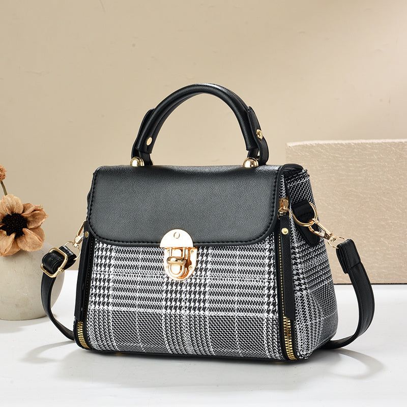 Women Waterproof Envelope Shoulder Bag