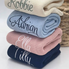 Knitted baby blanket with embroidered name - PMMNAPOLES